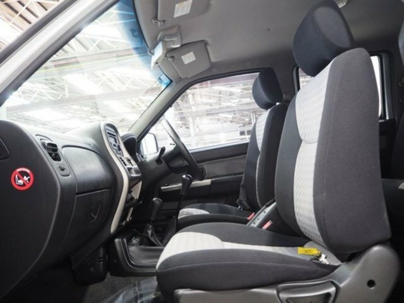 2011 NISSAN NAVARA ST-R (4x4) D22 MY08