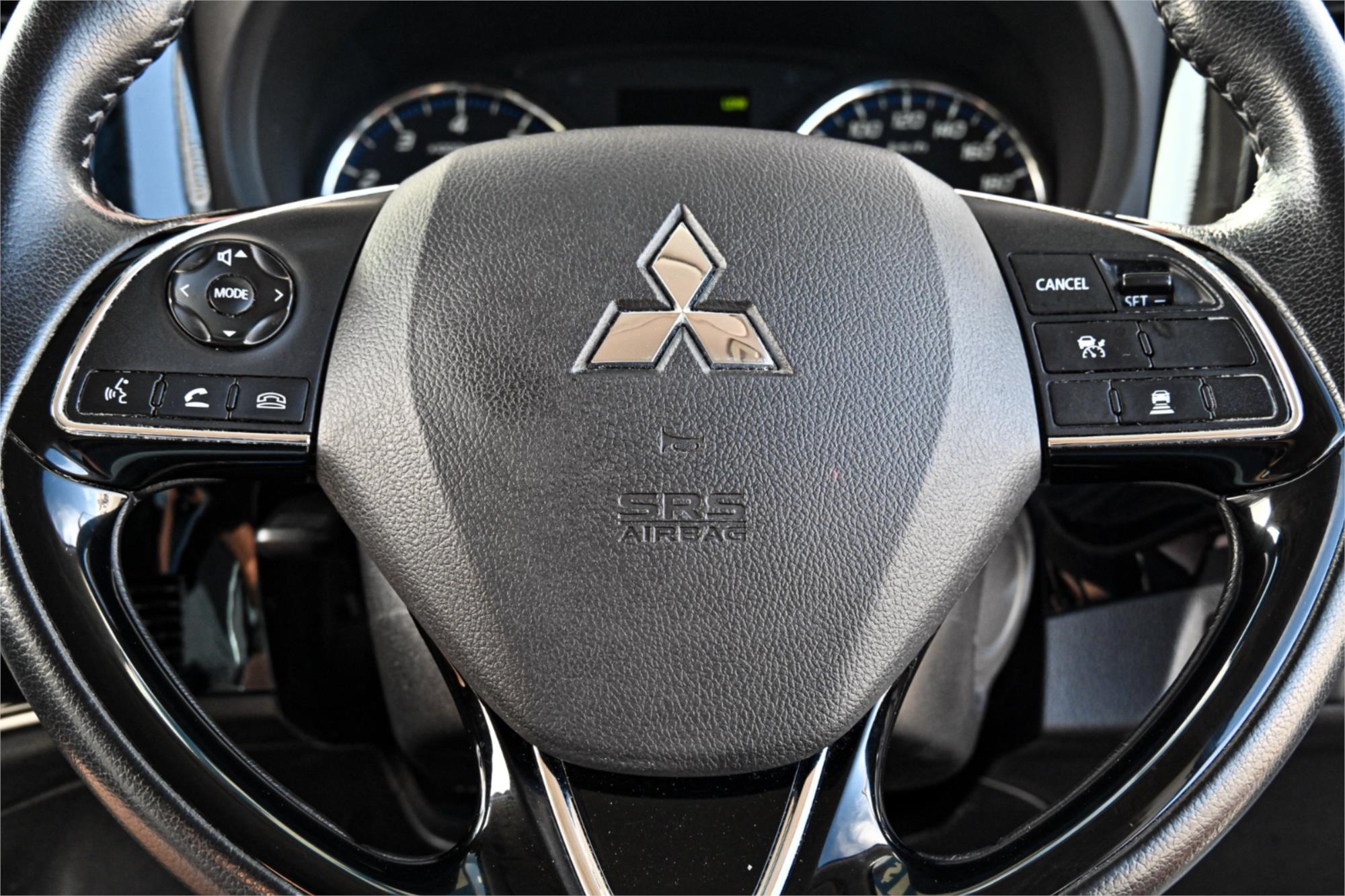 2017 MITSUBISHI OUTLANDER ZL LS CONSTANTLY VARIABLE TRANSMISSION WAGON