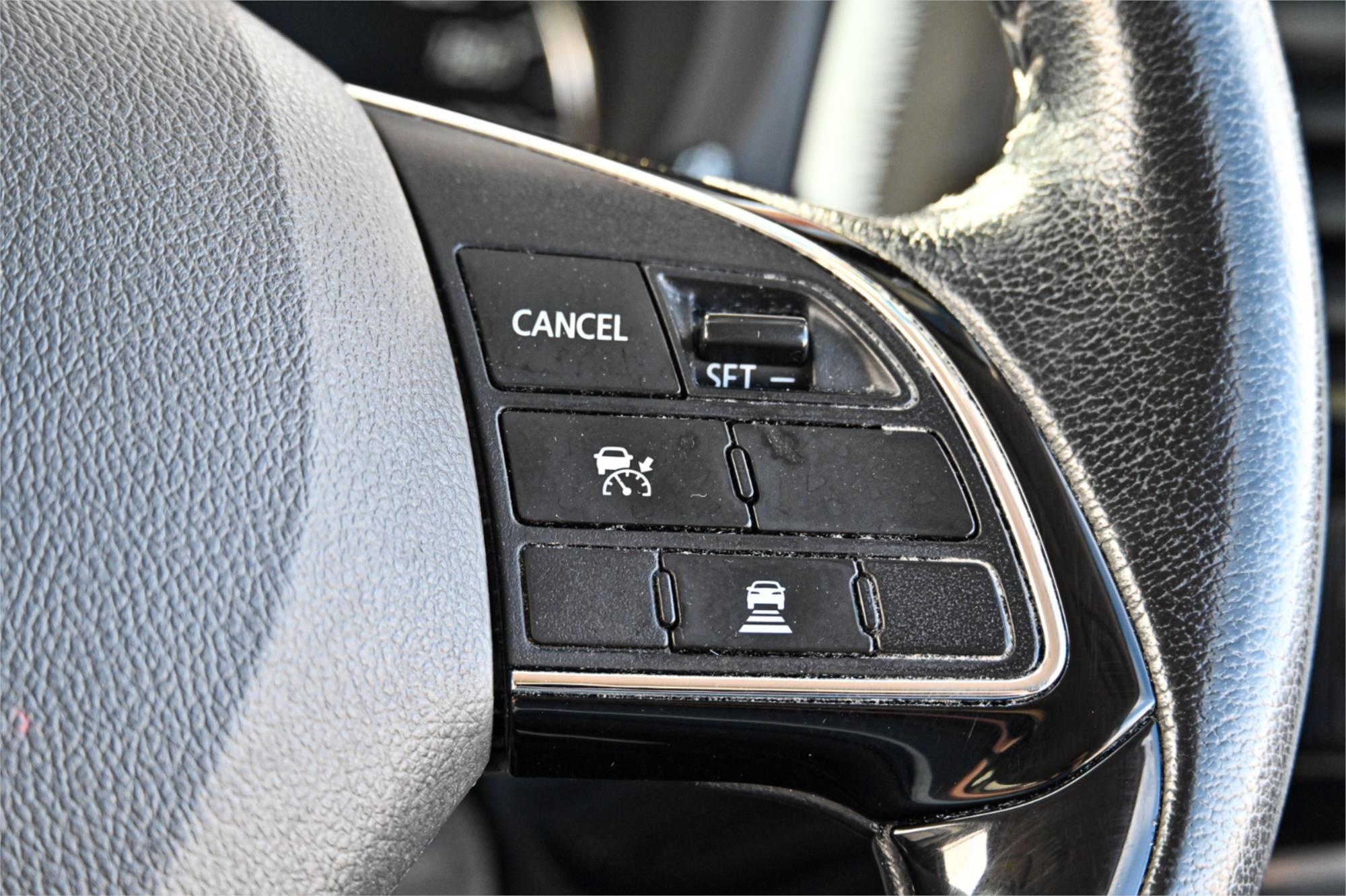 2017 MITSUBISHI OUTLANDER ZL LS CONSTANTLY VARIABLE TRANSMISSION WAGON