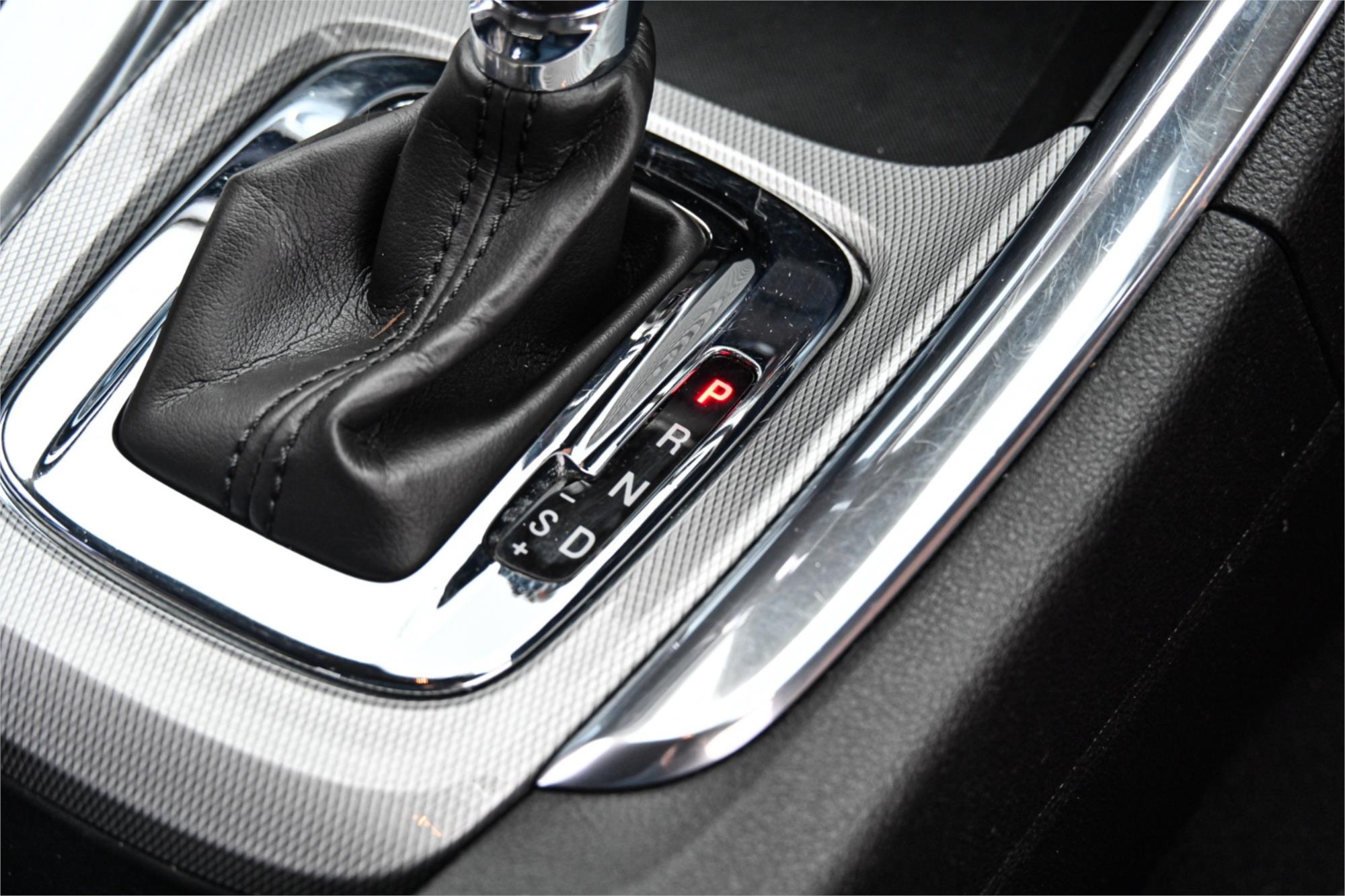 2015 HOLDEN CALAIS VF II SPORTS AUTOMATIC SEDAN