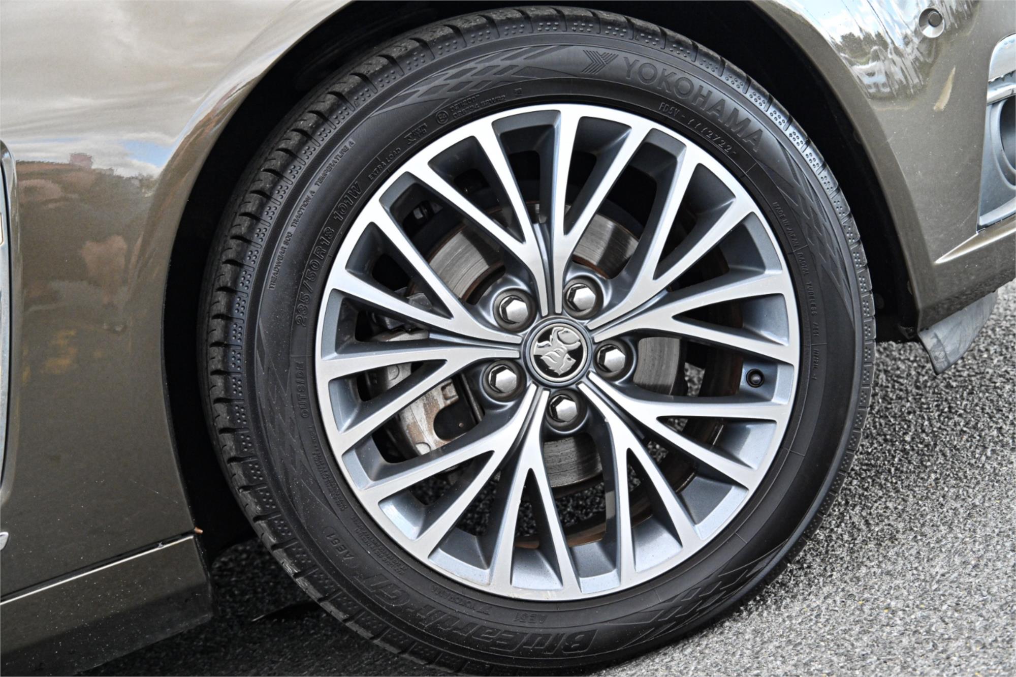 2015 HOLDEN CALAIS VF II SPORTS AUTOMATIC SEDAN