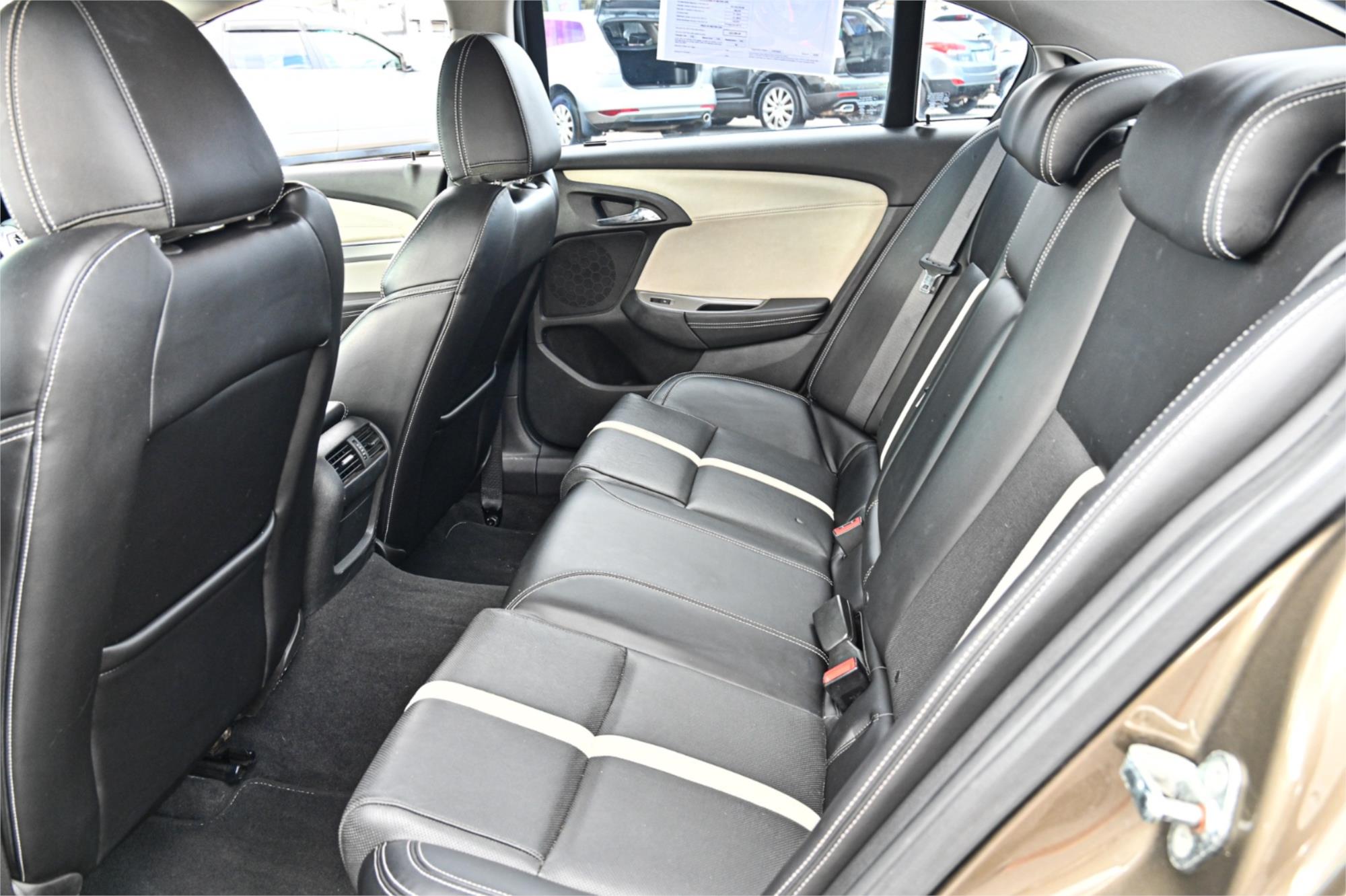 2015 HOLDEN CALAIS VF II SPORTS AUTOMATIC SEDAN