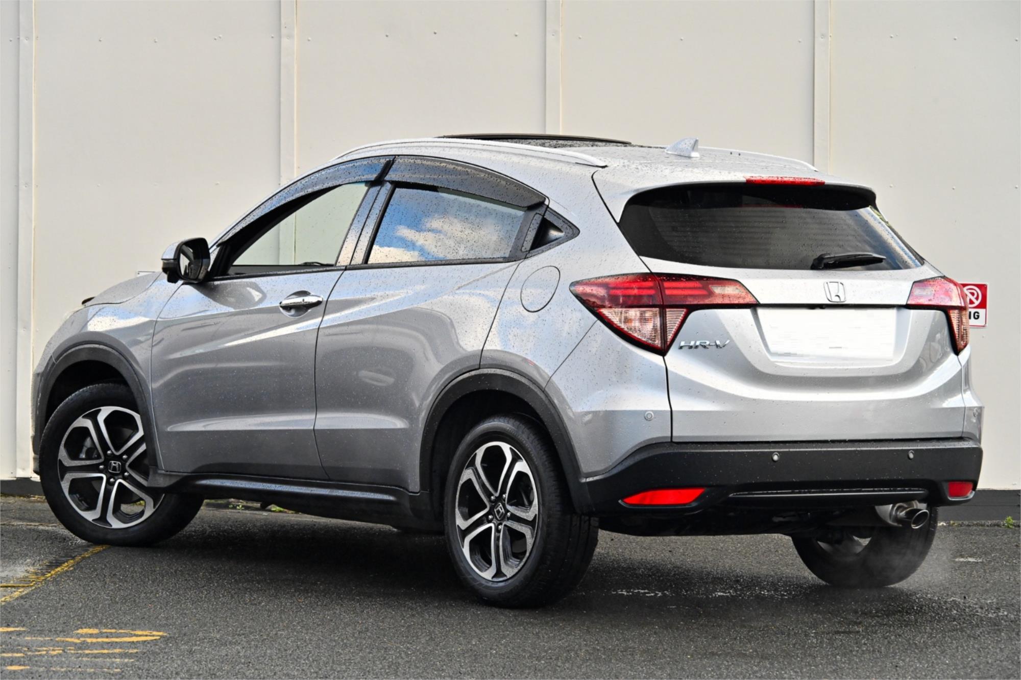 2017 HONDA HR-V VTI-L CONSTANTLY VARIABLE TRANSMISSION WAGON