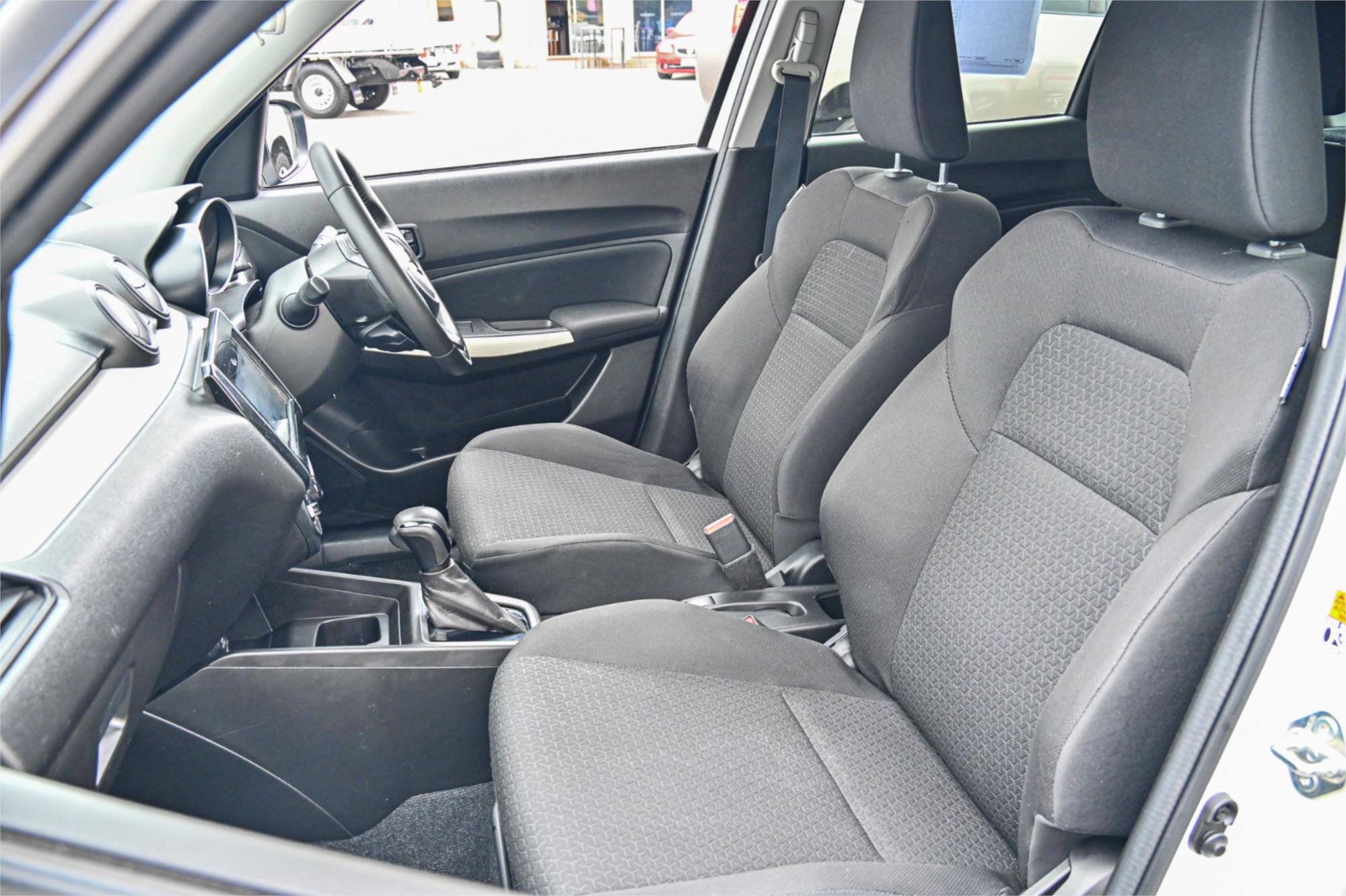 2019 SUZUKI SWIFT AL GL NAVIGATOR CONTINUOUS VARIABLE 5D HATCHBACK