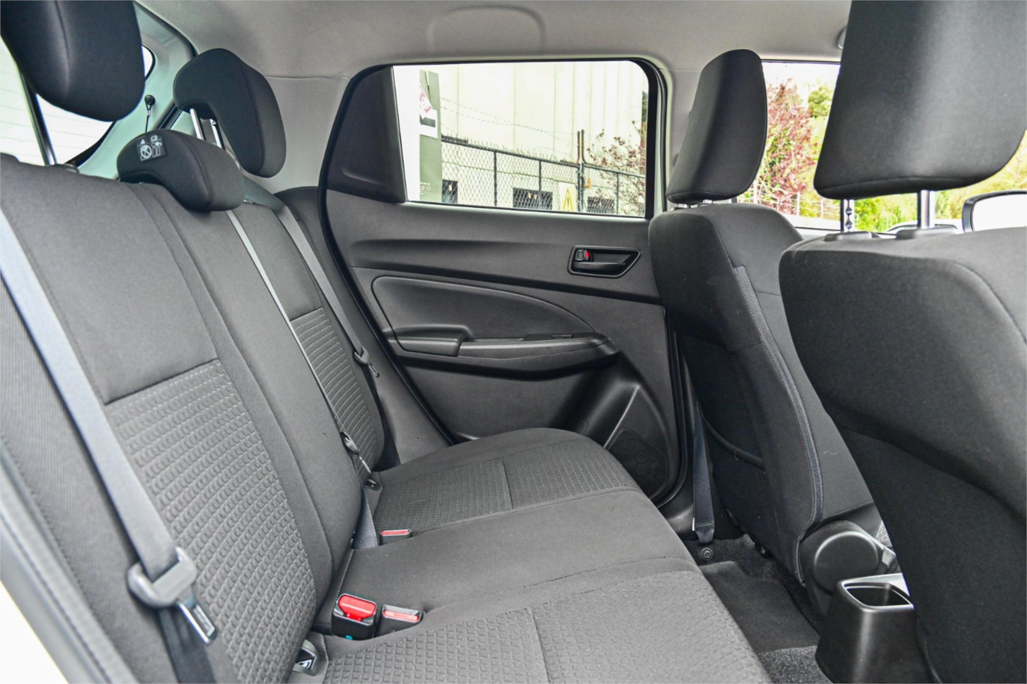 2019 SUZUKI SWIFT AL GL NAVIGATOR CONTINUOUS VARIABLE 5D HATCHBACK