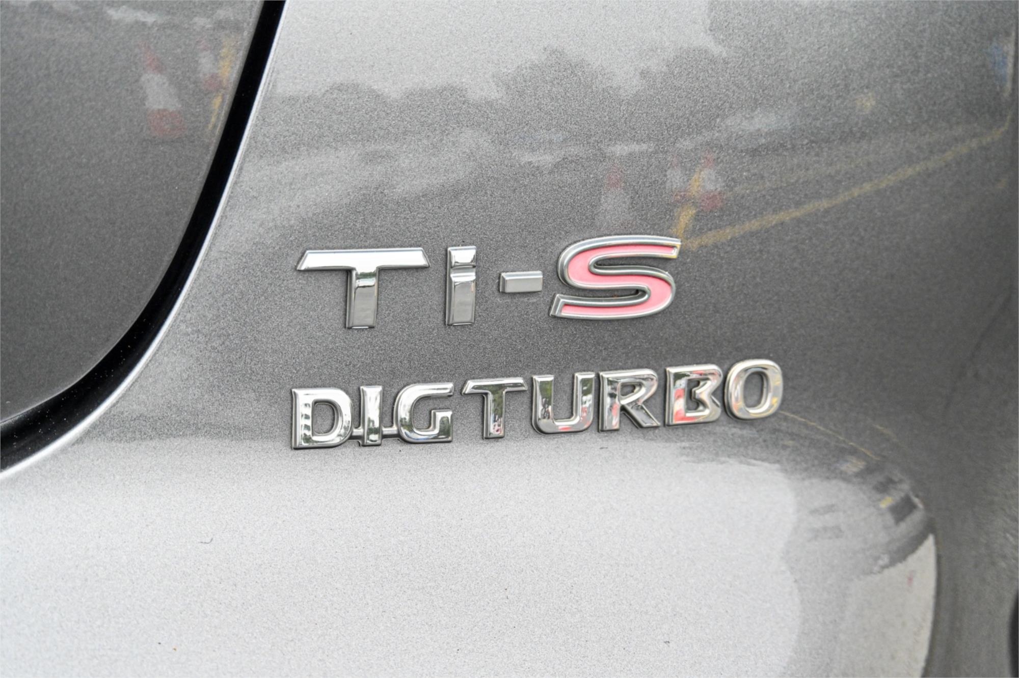 2015 NISSAN JUKE F15 SERIES 2 Ti-S (AWD) CONTINUOUS VARIABLE 4D WAGON