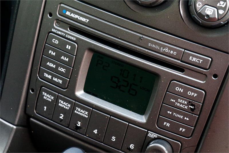 2005 HOLDEN COMMODORE VZ SV6 SPORTS AUTOMATIC SEDAN