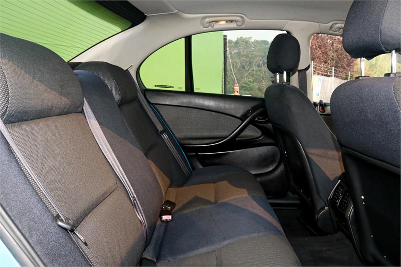 2005 HOLDEN COMMODORE VZ SV6 SPORTS AUTOMATIC SEDAN