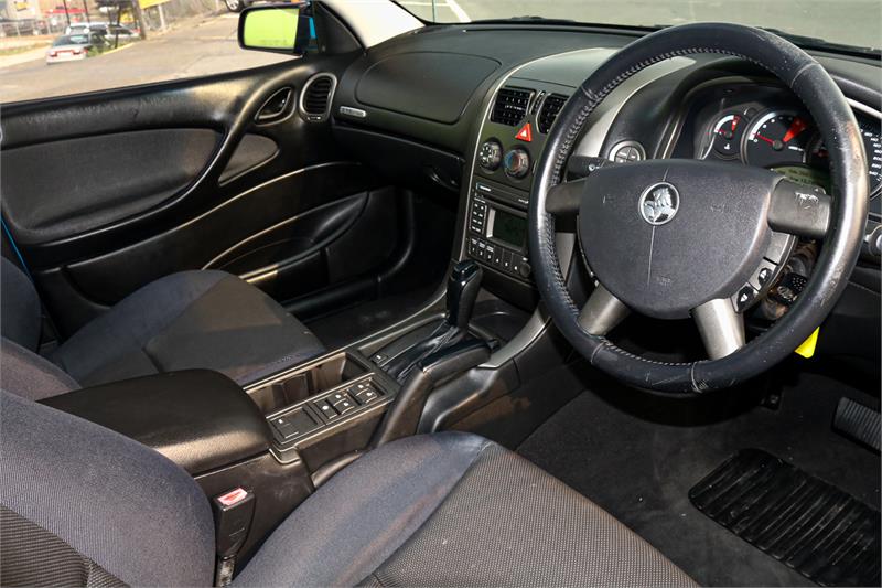 2005 HOLDEN COMMODORE VZ SV6 SPORTS AUTOMATIC SEDAN