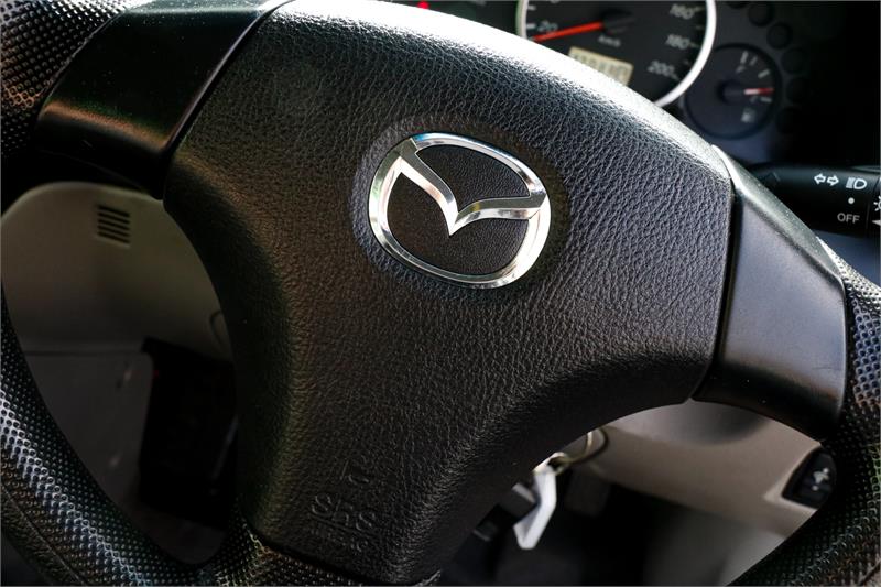 2005 MAZDA TRIBUTE LIMITED SPORT AUTOMATIC WAGON
