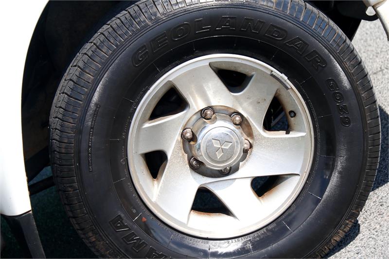 2002 MITSUBISHI CHALLENGER PA AUTOMATIC WAGON