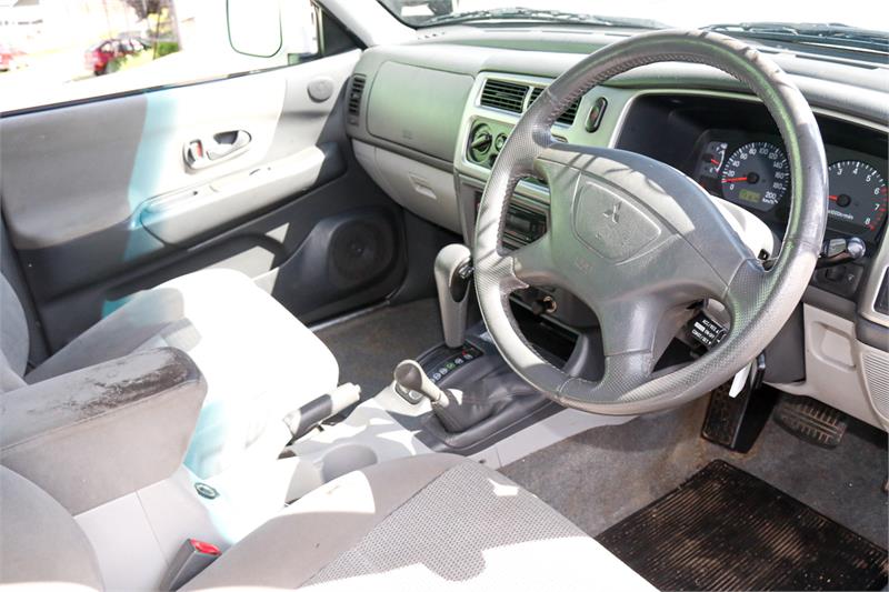 2002 MITSUBISHI CHALLENGER PA AUTOMATIC WAGON
