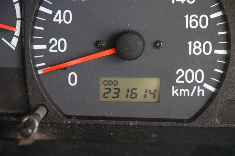 2002 MITSUBISHI CHALLENGER PA AUTOMATIC WAGON