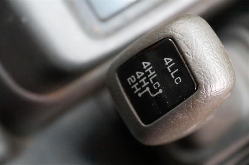 1999 MITSUBISHI PAJERO NL GLS AUTOMATIC WAGON