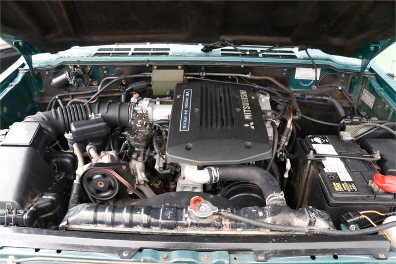 1999 MITSUBISHI PAJERO NL GLS AUTOMATIC WAGON