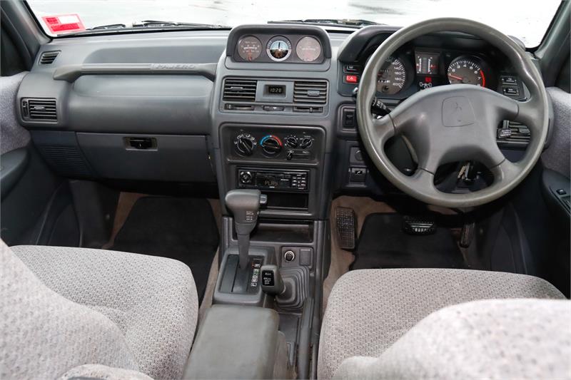 1999 MITSUBISHI PAJERO NL GLS AUTOMATIC WAGON