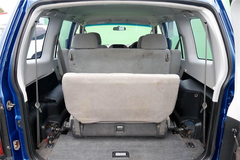 2000 MITSUBISHI PAJERO NM GLX MANUAL WAGON