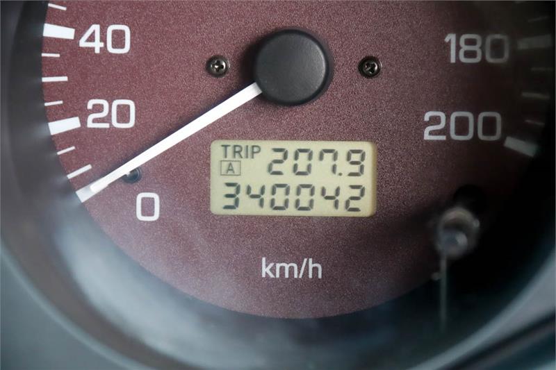 2000 MITSUBISHI PAJERO NM GLX MANUAL WAGON