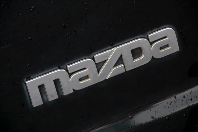 2005 MAZDA TRIBUTE LIMITED SPORT AUTOMATIC WAGON