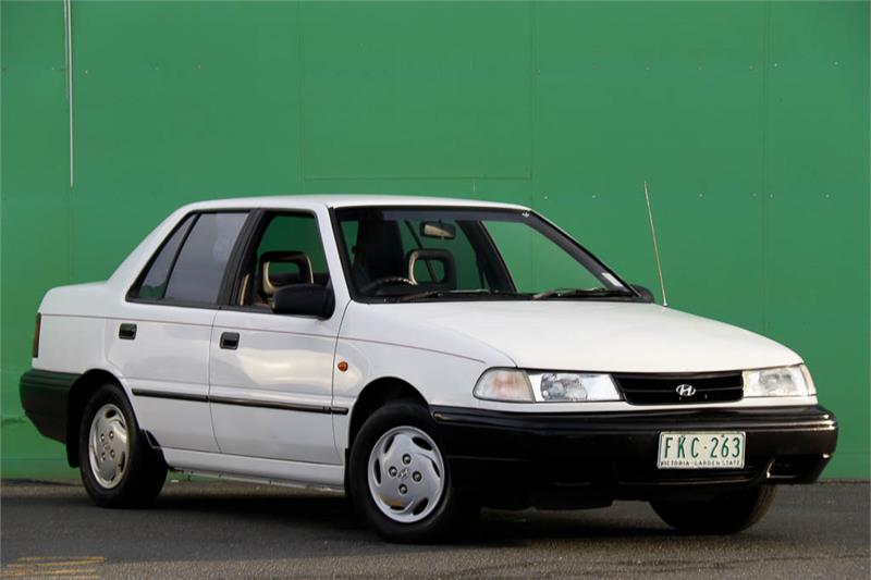 1994 HYUNDAI EXCEL X2 GLS AUTOMATIC SEDAN
