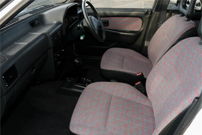 1994 HYUNDAI EXCEL X2 GLS AUTOMATIC SEDAN
