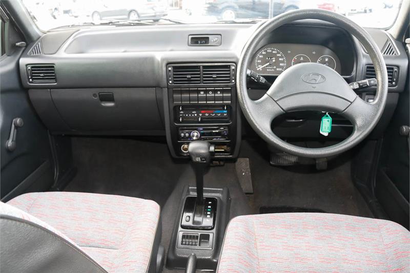1994 HYUNDAI EXCEL X2 GLS AUTOMATIC SEDAN