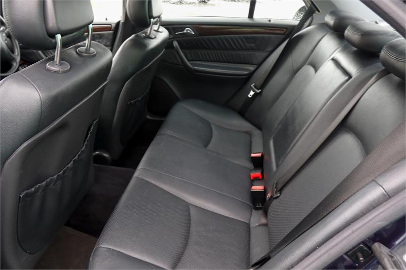 2002 MERCEDES-BENZ C-CLASS W203 C200 KOMPRESSOR SPORTS AUTOMATIC SEDAN