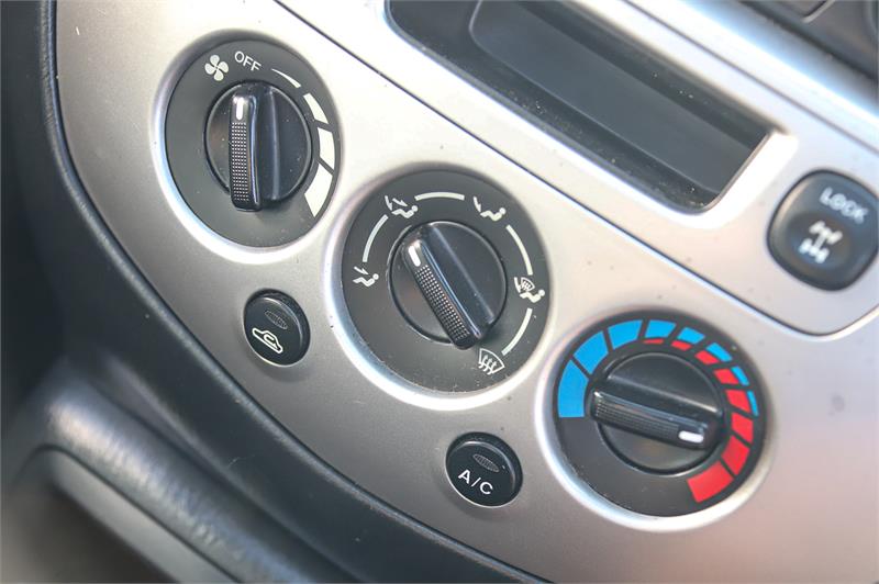 2005 MAZDA TRIBUTE LUXURY AUTOMATIC WAGON