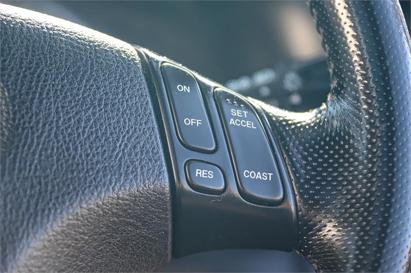 2005 MAZDA TRIBUTE LUXURY AUTOMATIC WAGON
