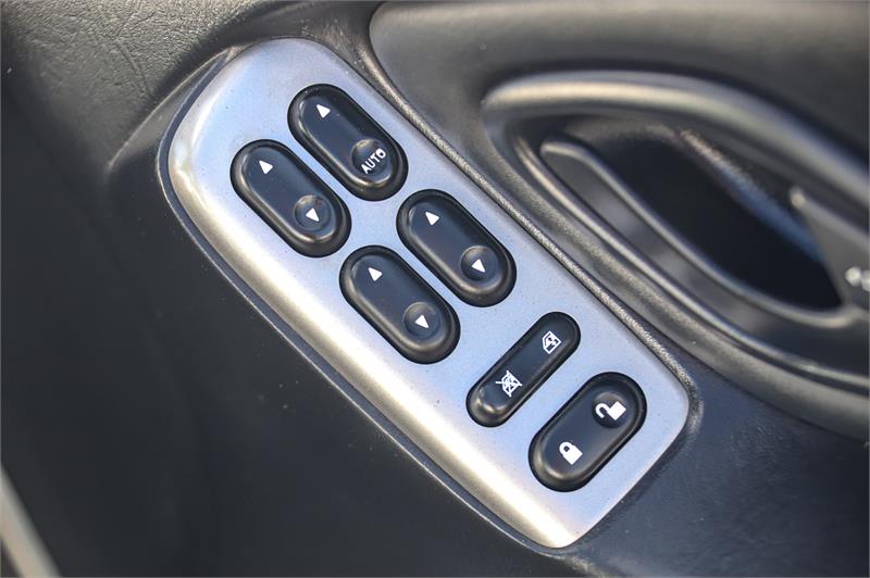 2005 MAZDA TRIBUTE LUXURY AUTOMATIC WAGON