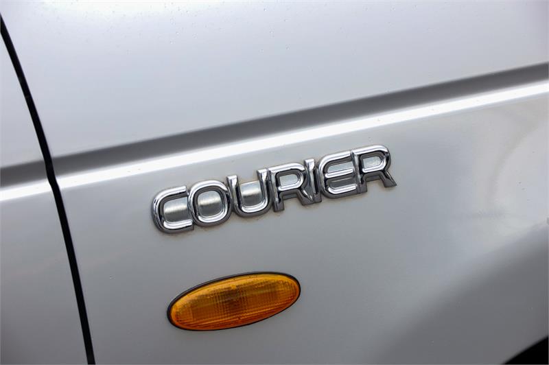 2002 FORD COURIER PE GL MANUAL UTILITY