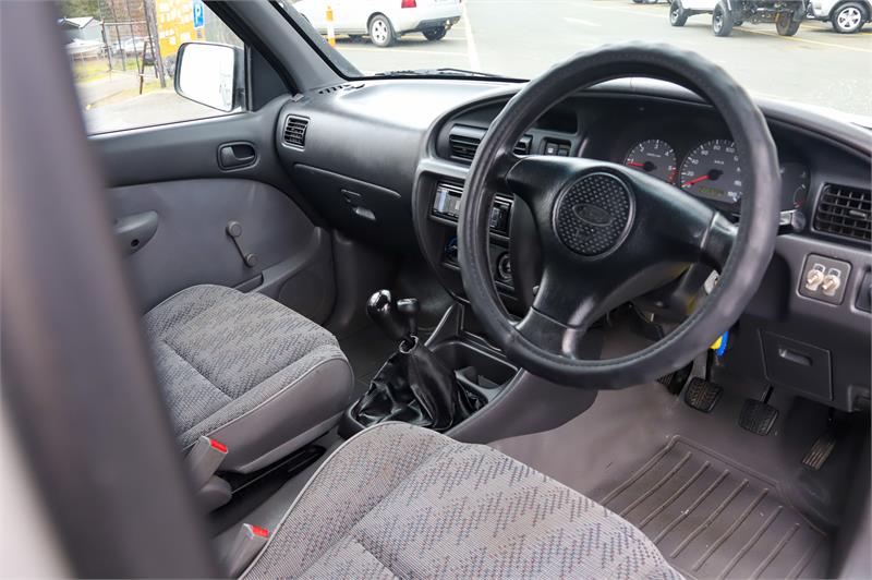 2002 FORD COURIER PE GL MANUAL UTILITY