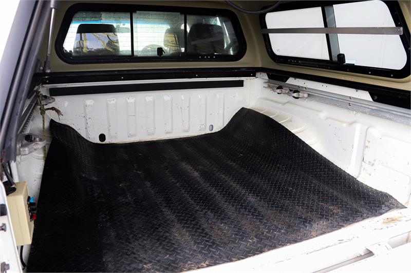 2007 NISSAN NAVARA D40 ST-X AUTOMATIC UTILITY