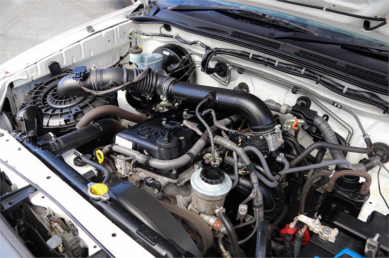2010 TOYOTA HILUX TGN16R WORKMATE AUTOMATIC UTILITY