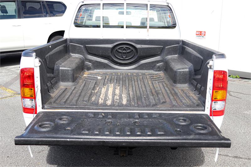 2010 TOYOTA HILUX TGN16R WORKMATE AUTOMATIC UTILITY