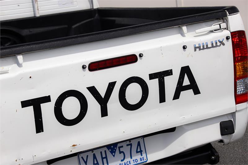 2010 TOYOTA HILUX TGN16R WORKMATE AUTOMATIC UTILITY