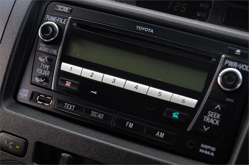 2010 TOYOTA HILUX TGN16R WORKMATE AUTOMATIC UTILITY
