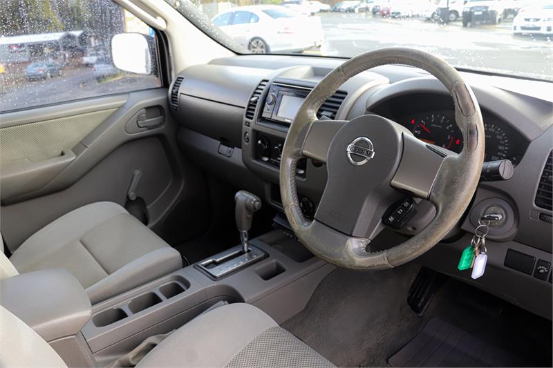2009 NISSAN NAVARA D40 RX AUTOMATIC CAB CHASSIS
