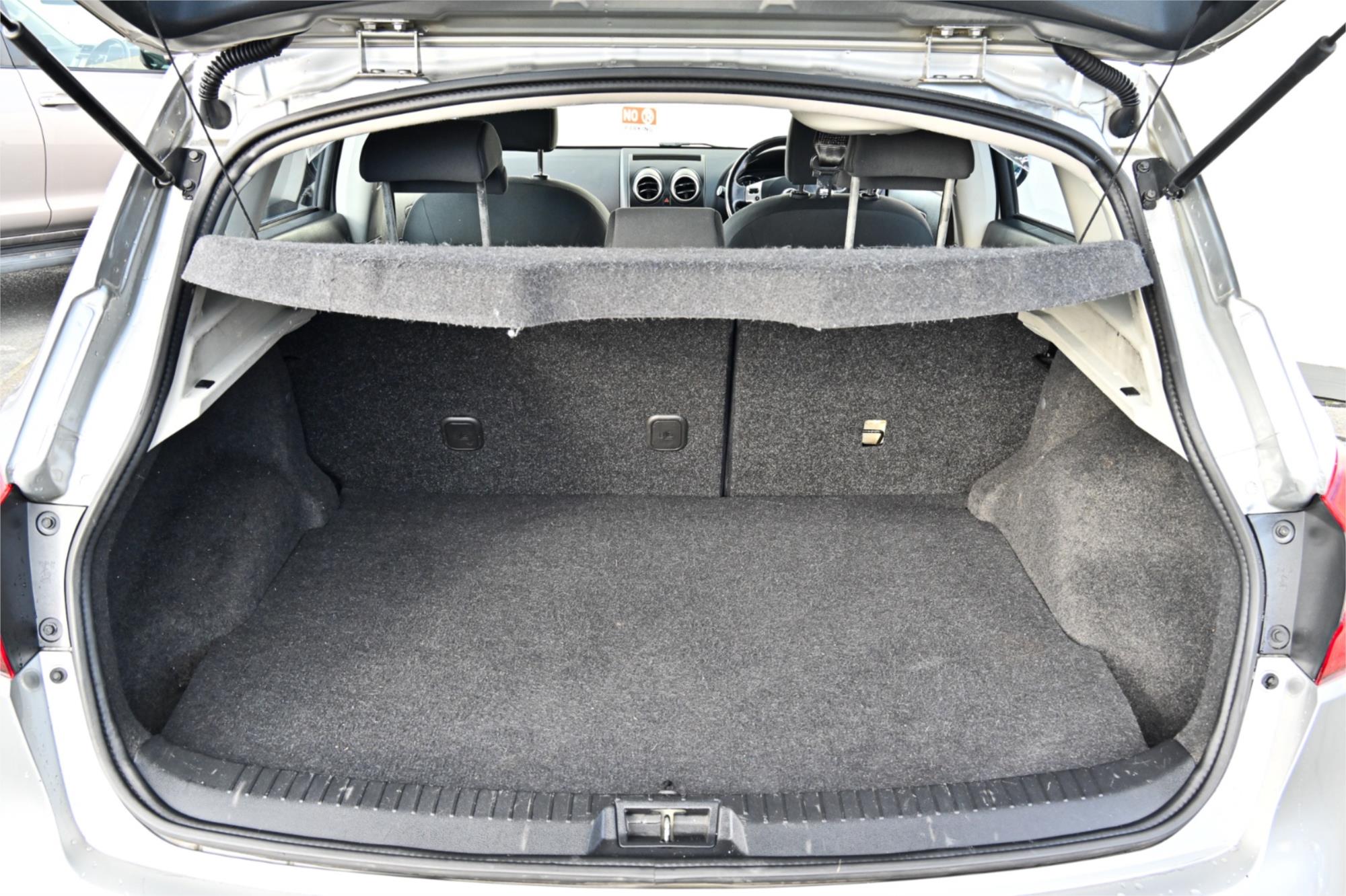 2013 NISSAN DUALIS J10W SERIES 3 ST MANUAL HATCHBACK