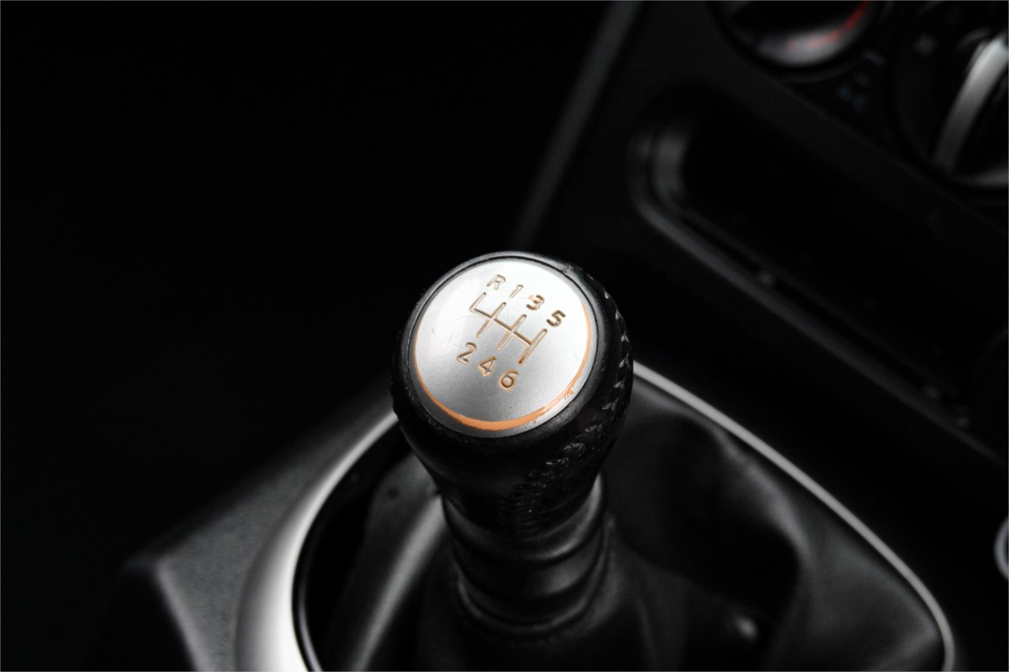 2013 NISSAN DUALIS J10W SERIES 3 ST MANUAL HATCHBACK