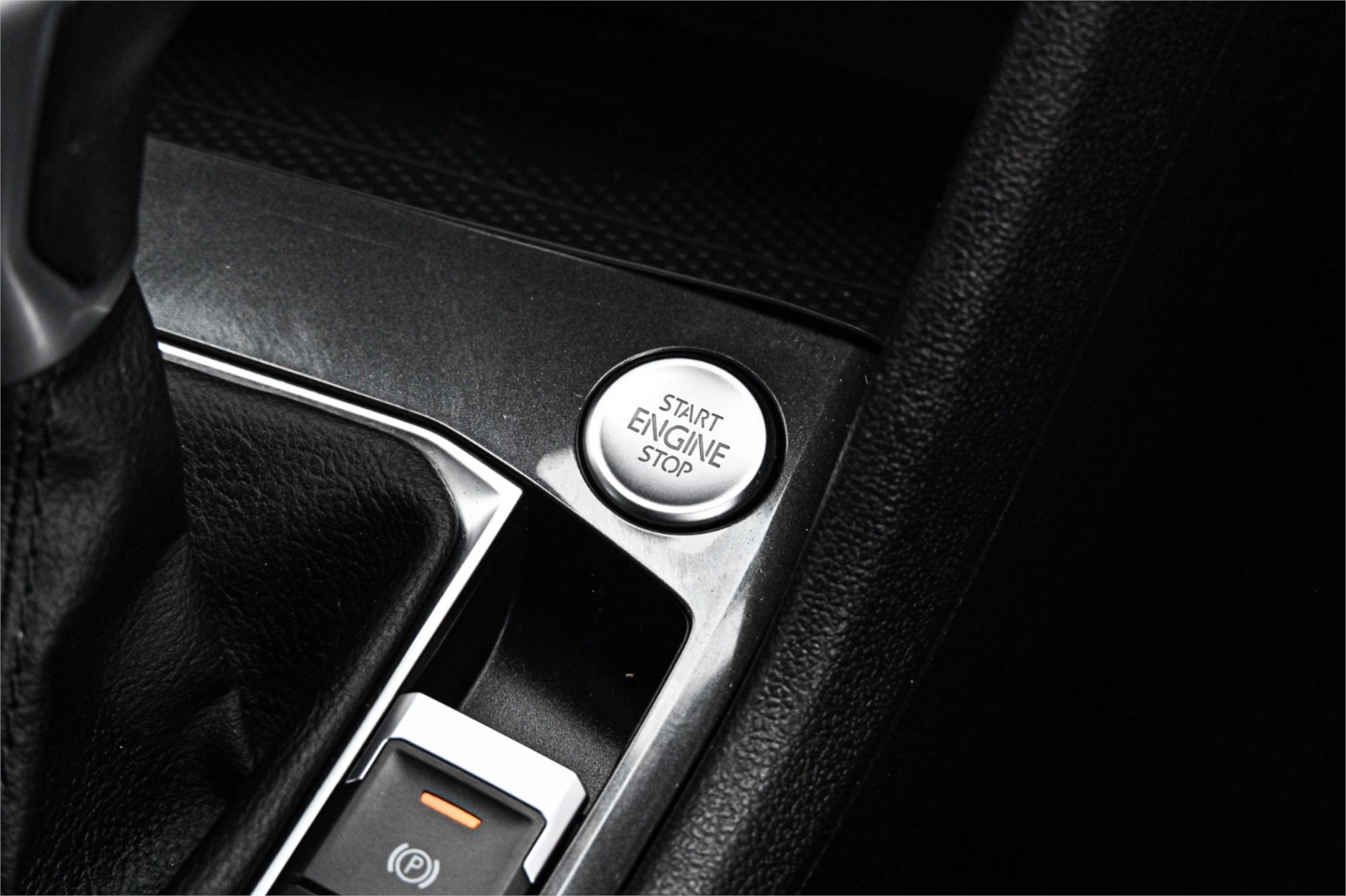 2022 VOLKSWAGEN TIGUAN 5NA MY22 110TSI LIFE 6 SP AUTO DIRECT SHIFT 4D WAGON