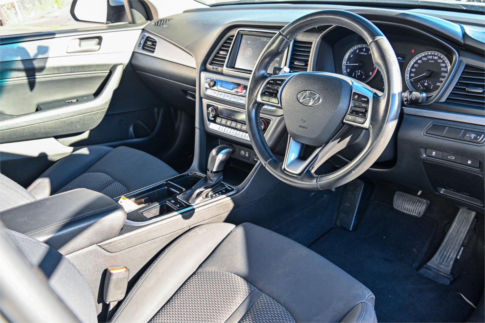 2018 HYUNDAI SONATA LF4 MY18 ACTIVE 6 SP AUTOMATIC 4D SEDAN