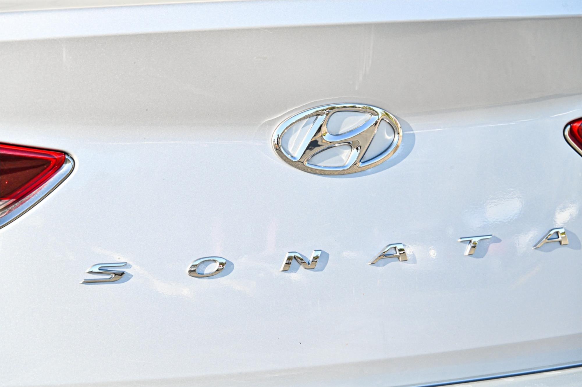 2018 HYUNDAI SONATA LF4 MY18 ACTIVE 6 SP AUTOMATIC 4D SEDAN