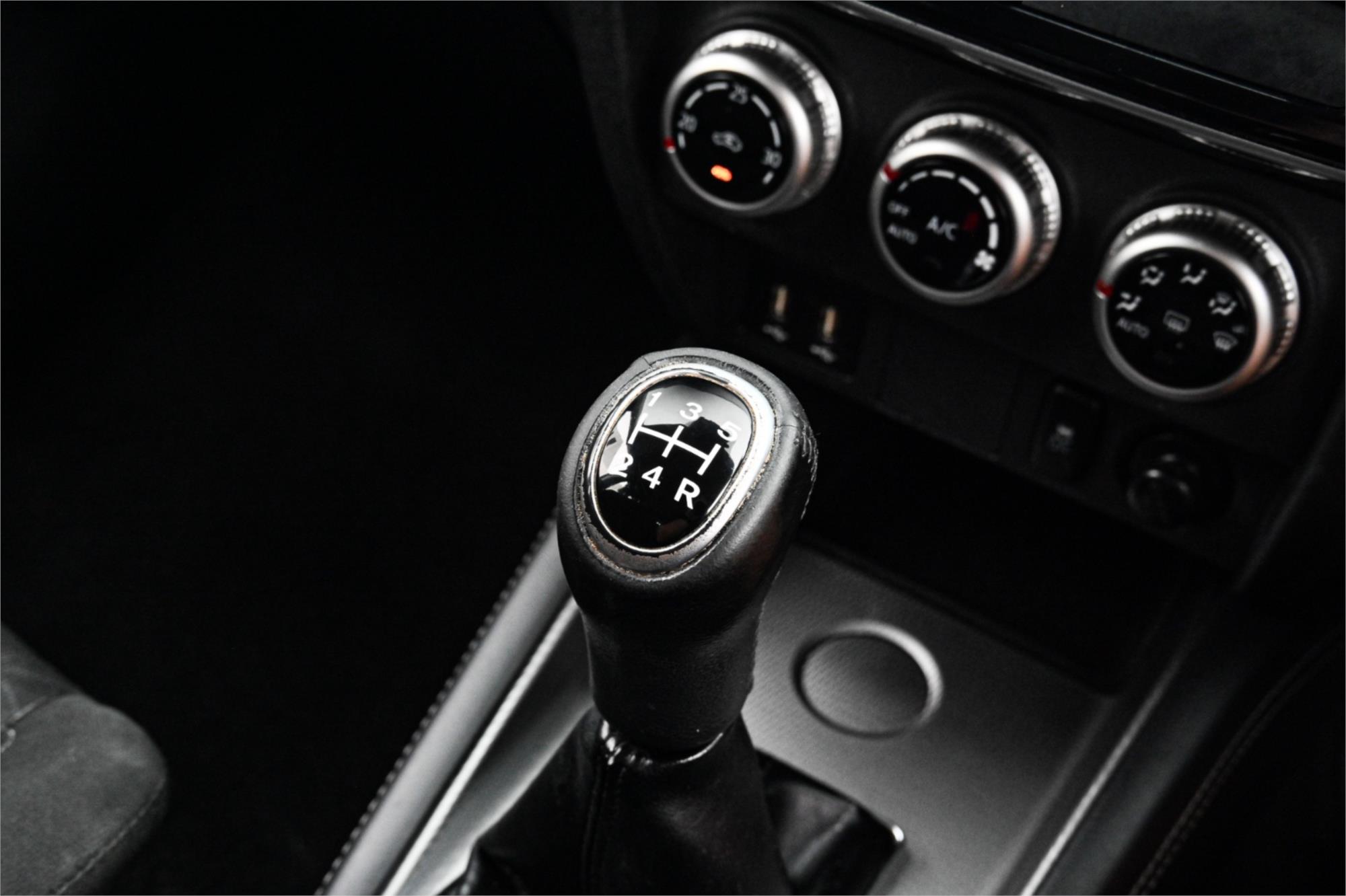 2020 MITSUBISHI ASX XD MY20 ES (2WD) 5 SP MANUAL 4D WAGON