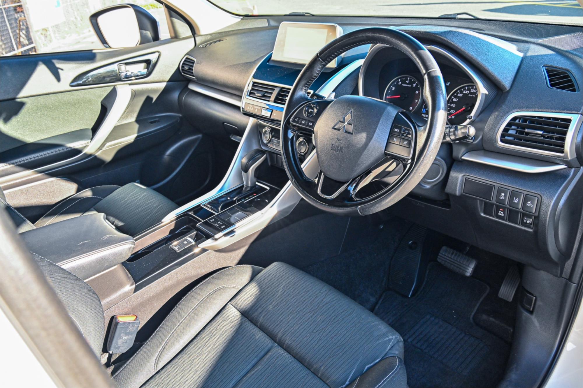 2018 MITSUBISHI ECLIPSE CROSS YA MY18 LS (2WD) CONTINUOUS VARIABLE 4D WAGON