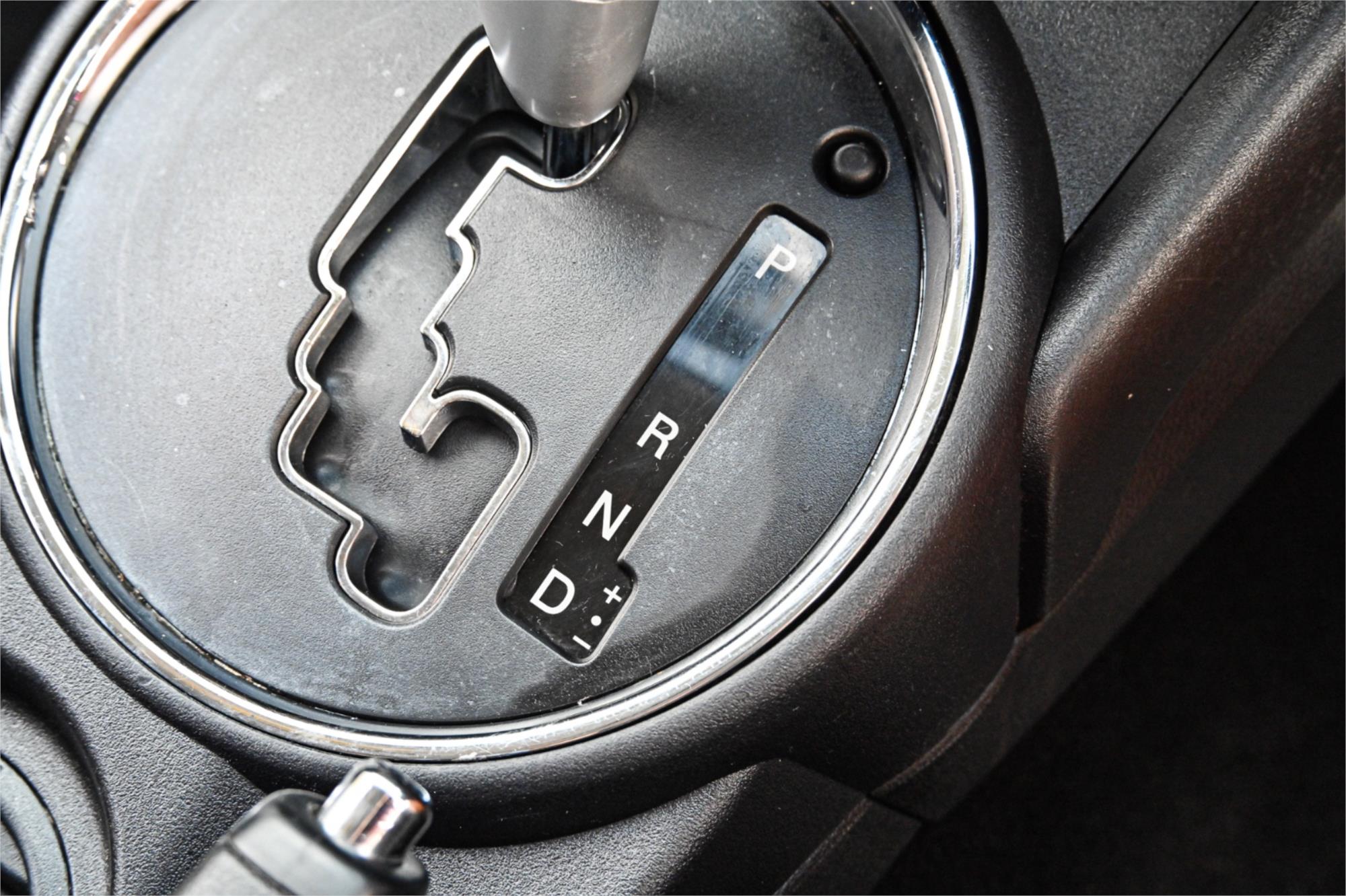 2016 MITSUBISHI ASX XB MY15.5 LS (2WD) CONTINUOUS VARIABLE 4D WAGON
