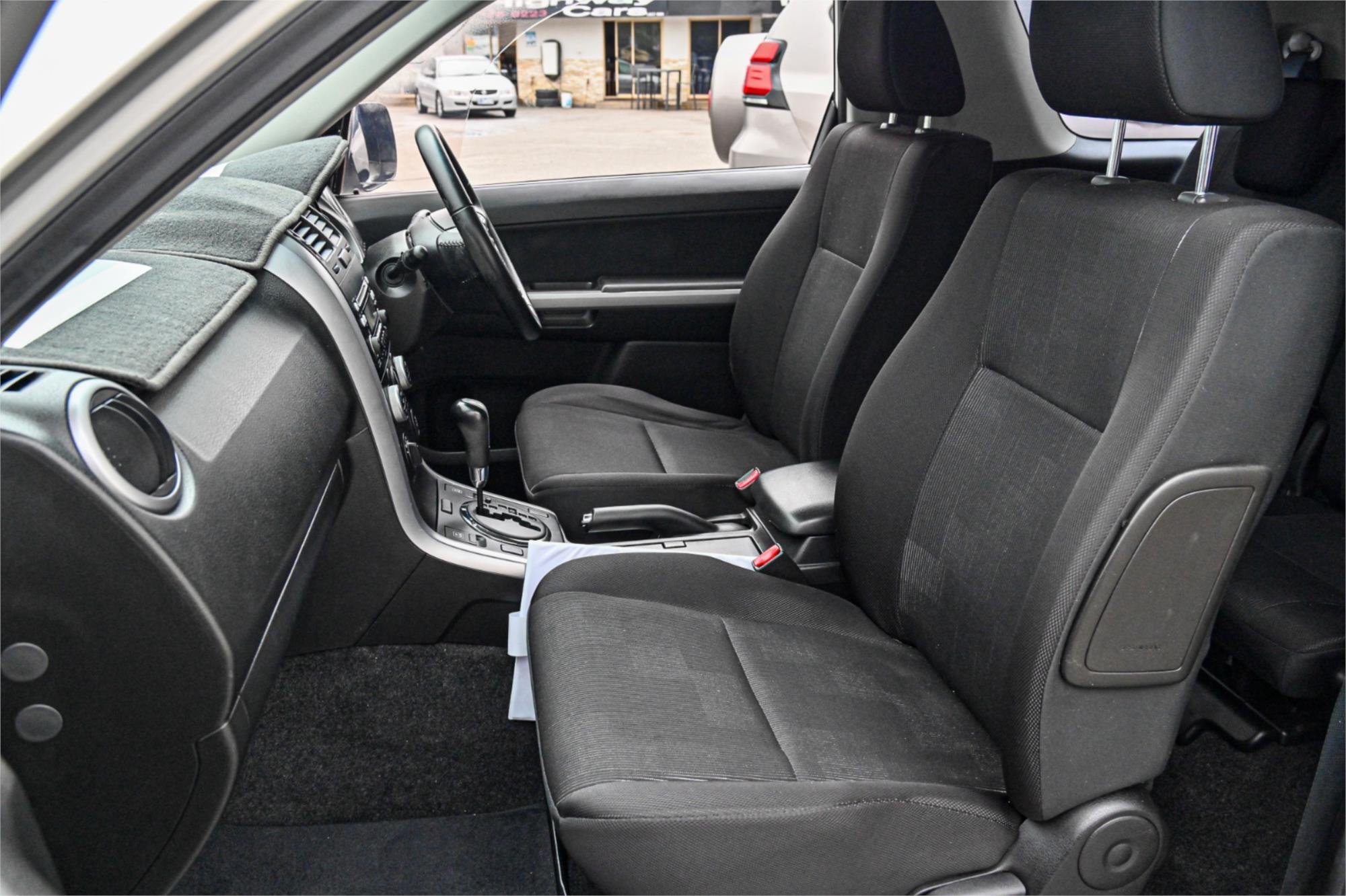 2011 SUZUKI GRAND VITARA JB MY08 UPGRADE (4x4) 4 SP AUTOMATIC 2D WAGON