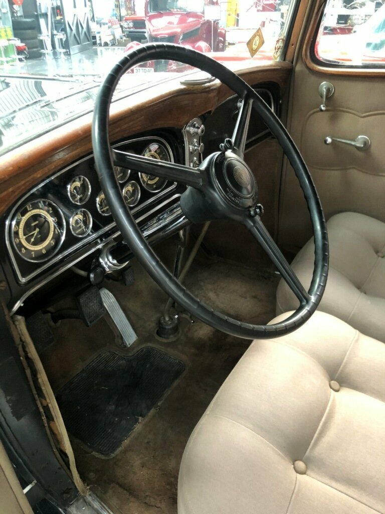 1933 CADILLAC 370C V-12 3 SP MANUAL 4D LIMOUSINE