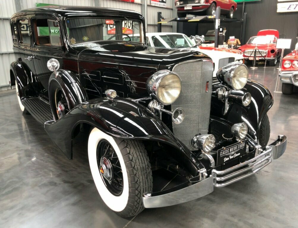 1933 CADILLAC 370C V-12 3 SP MANUAL 4D LIMOUSINE