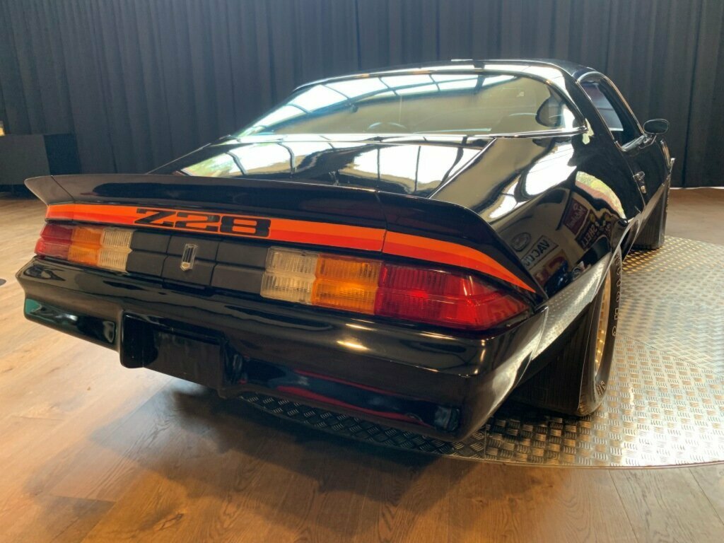 1979 CHEVROLET CAMARO Z28 3 SP AUTOMATIC 2D COUPE
